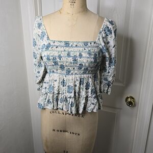 American eagle Floral Smocked Women's Top -‎ teal ivory puff sleeve ruffle S